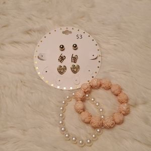 Bracelet and earrings